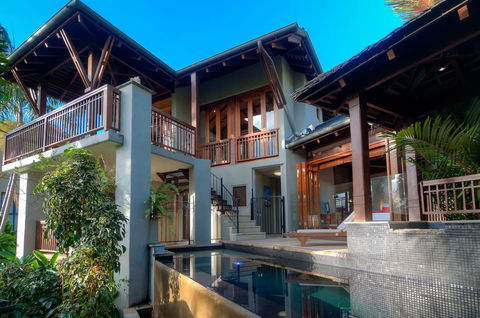 Far Pavilions Luxury Villa 2 - Accommodation Cairns 0