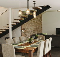 Farrant House - modern and contemporary - Accommodation Cairns