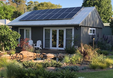 Fig Tree Cottage - Accommodation Cairns 0