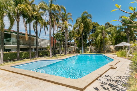 Flag Motor Lodge - Accommodation Cairns 2
