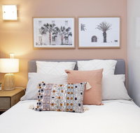 Former Dress Circle Nth Adelaide Apt with Aircon - Accommodation Cairns