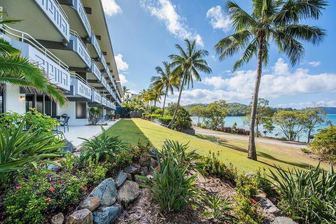 Frangipani 103 - Hamilton Island - Accommodation Cairns 3