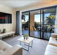 Gold Coast Apartment At Sandcastles On Broadwater - Accommodation Cairns