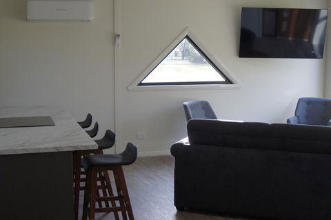 Goolwa Spa & River Retreat House - Accommodation Cairns 1