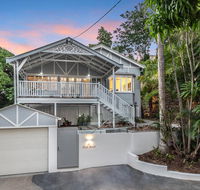 Gorgeous home 3 mins to Strand - Accommodation Cairns