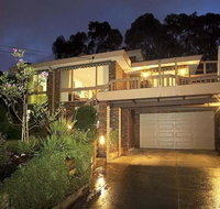 Great Views/Location 5 bedrooms in Glen Waverley - Accommodation Cairns