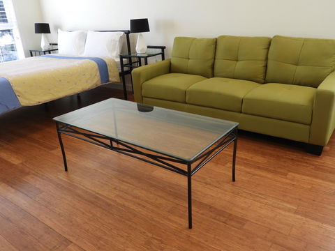 Guesthouse With Pool & BBQ - 10 Kms From CBD - Accommodation Cairns 2