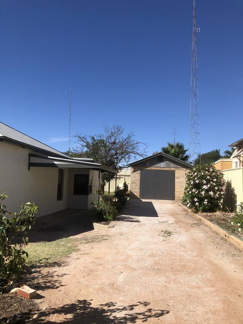 Happy Hours - Accommodation Cairns 1