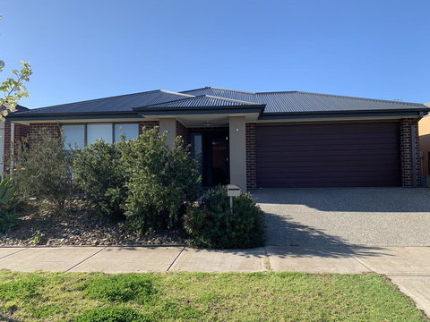 Happy Hours Guaranteed - Accommodation Cairns 0