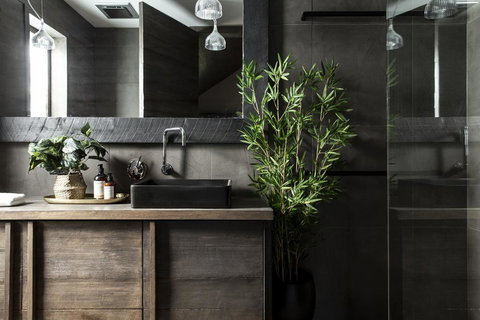 Hardwood House - Accommodation Cairns 1