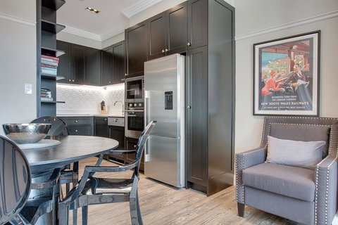 Head For The Hills At Charming Mountain Apartment - Accommodation Cairns 3