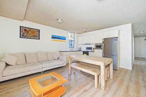 Headlands 8 1 Clarence Street - Accommodation Cairns 2