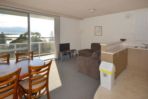 Headlands 9 1 Clarence Street - Accommodation Cairns 3