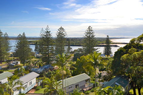 Headlands 9 1 Clarence Street - Accommodation Cairns 0