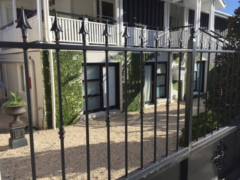 Heal House - Accommodation Cairns 2
