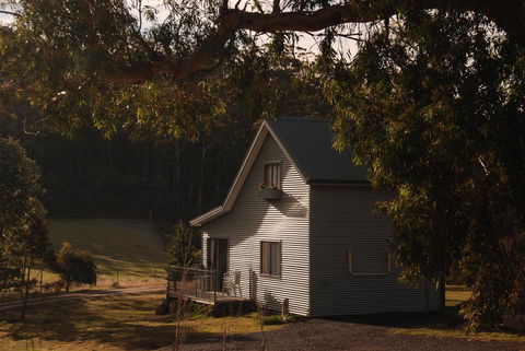 Heimat Chalets - Accommodation Cairns 0