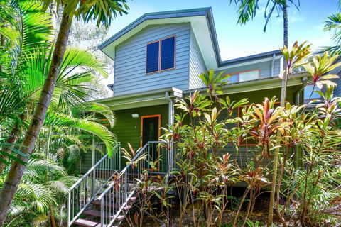Heliconia 1 Hamilton Island 3 Bedroom Ocean View Spacious Holiday Accommodation - Accommodation Cairns 1