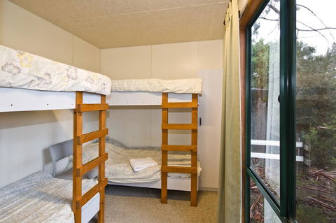 Hidden Valley Cabins - Accommodation Cairns 3