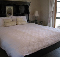 Hill Top Country Guest House - Accommodation Cairns