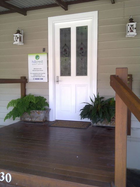 Hillcrest Guest House - Accommodation Cairns 3