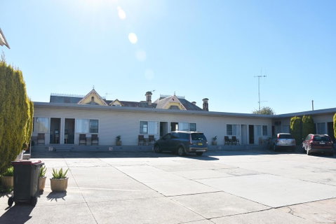 Hillview Motel - Accommodation Cairns 2