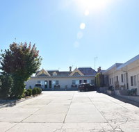 Hillview Motel - Accommodation Cairns