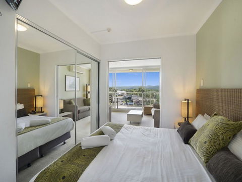 Hinterland Luxury - 1 Bedroom Hinterland View Apt - Accommodation Cairns 0