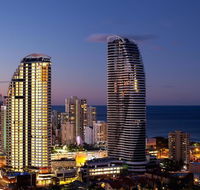 Holiday Holiday The Oracle - Accommodation Cairns
