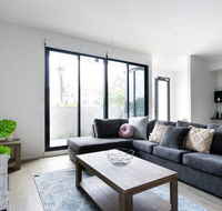 HOLIDAY HOME 3BR TOWNHOUSE with WIFI NEAR HIGHPOINT - Accommodation Cairns