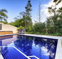 Holiday Home Bayhill Manor - Accommodation Cairns