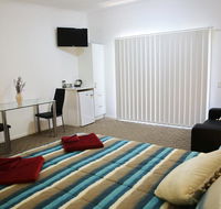 Honeybee - Country Accommodation - Accommodation Cairns