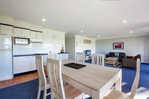 Horizons Golf Club, Villa 126 - Accommodation Cairns 2