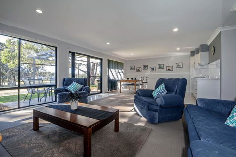 Horizons Golf Club, Villa 134 - Accommodation Cairns 0