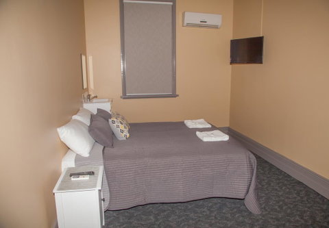 Hotel Cessnock - Accommodation Cairns 1