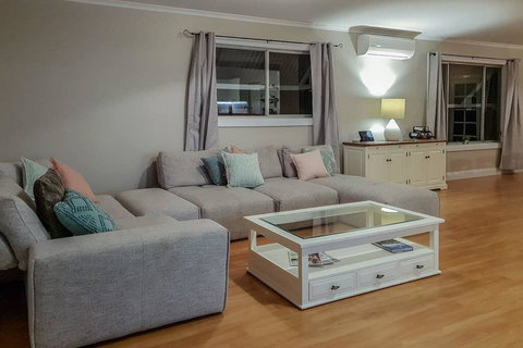 Jasmine Cottage - Accommodation Cairns 2