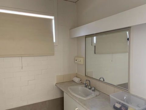 Jerilderie Motor Inn - Accommodation Cairns 2