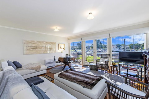 Johanssons Perch 2 - Accommodation Cairns 3