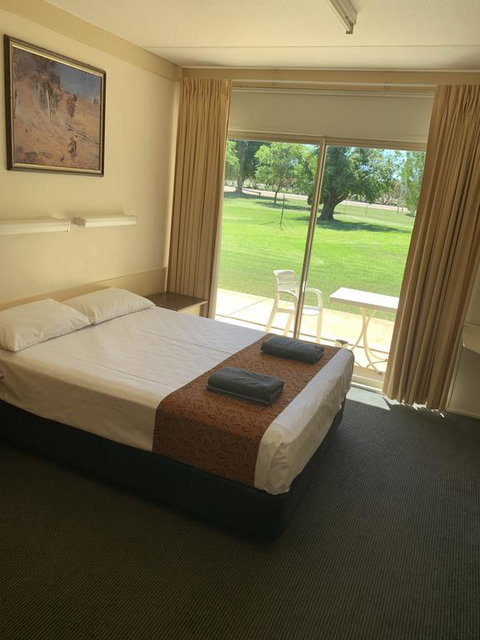 Jumbuck Motel - Accommodation Cairns 0