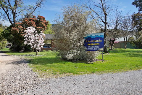 Kalamunda 6 - On The Rail Trail - Accommodation Cairns 0