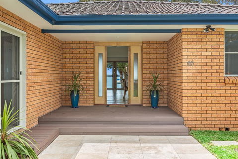 Kalimna Lakeside Living - Accommodation Cairns 2