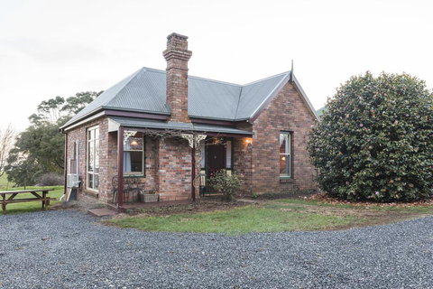 Killynaught Spa Cottages - Accommodation Cairns 2