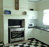 King Cottage - Accommodation Cairns
