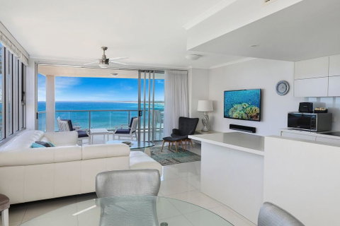 Kings Edge Holiday Apartments - Accommodation Cairns 3
