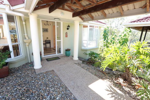 KooralBnB - Accommodation Cairns 0