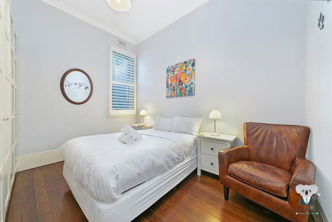 KOZYGURU ROZELLE COSY DREAM HOLIDAY HOME 3 BED HOUSE + FREE NRZ196 - Accommodation Cairns 3