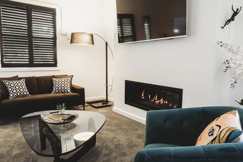 Lacroix - Accommodation Cairns 3