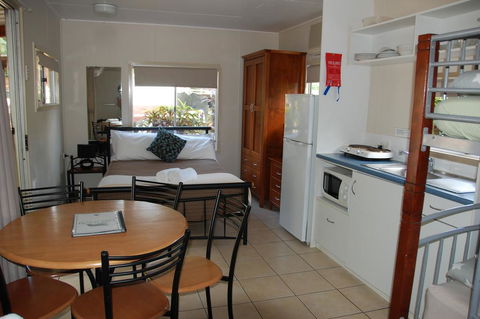 Lake Placid Tourist Park - Accommodation Cairns 3
