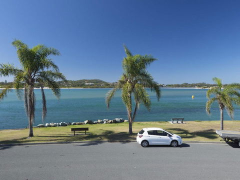 Lakeside Flats 4 - Accommodation Cairns 2