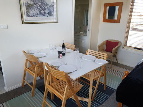 Lakeside Studio - Accommodation Cairns 1