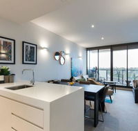 Laurent Balcony Views Steps from Laneway Vibes - Accommodation Cairns